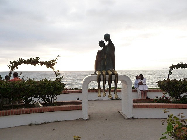 La Nostalgia statue by Barquet - downtown puerto vallarta mexico